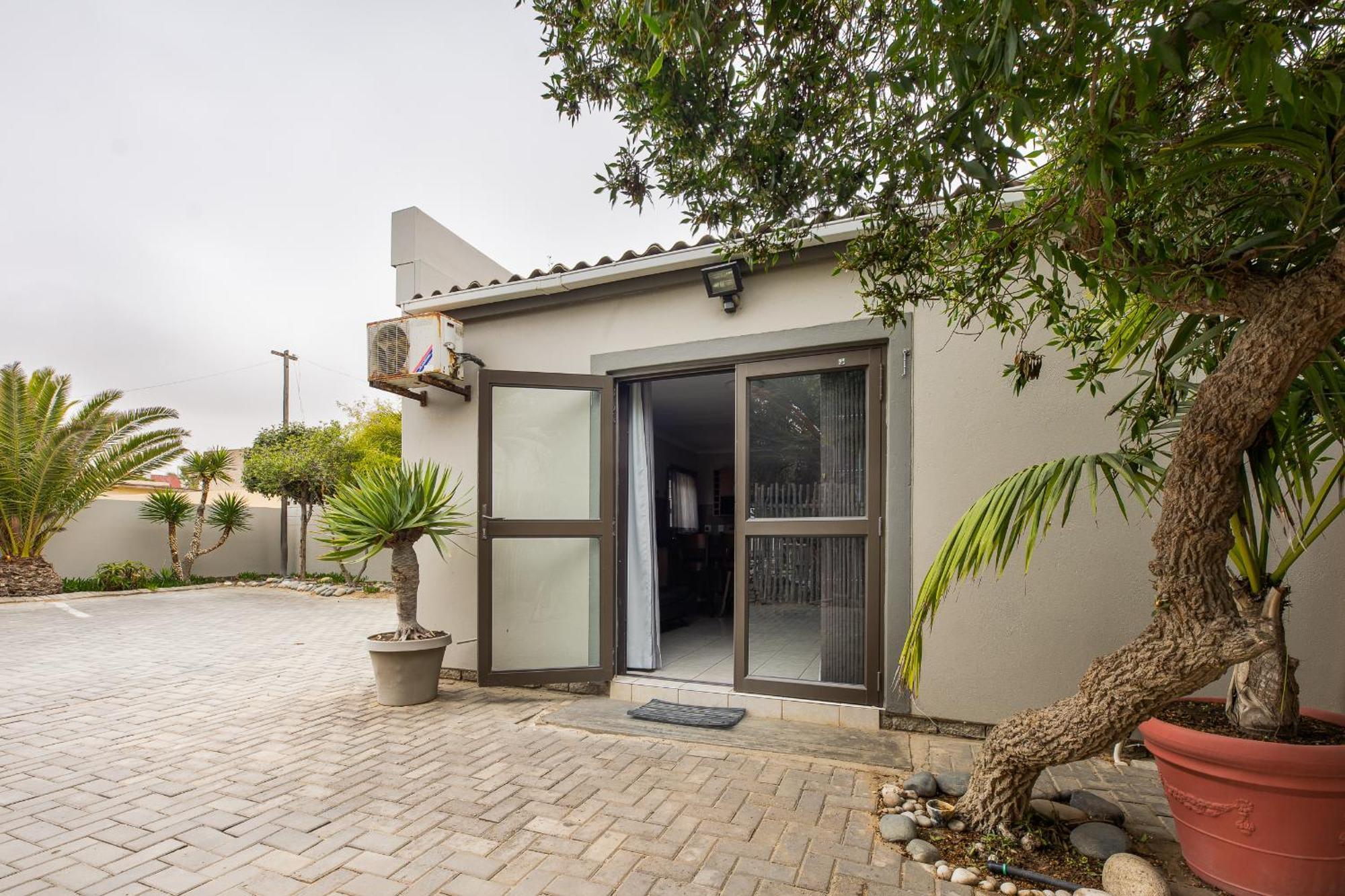 Guesthouse Fischreiher B&B Swakopmund Exterior foto