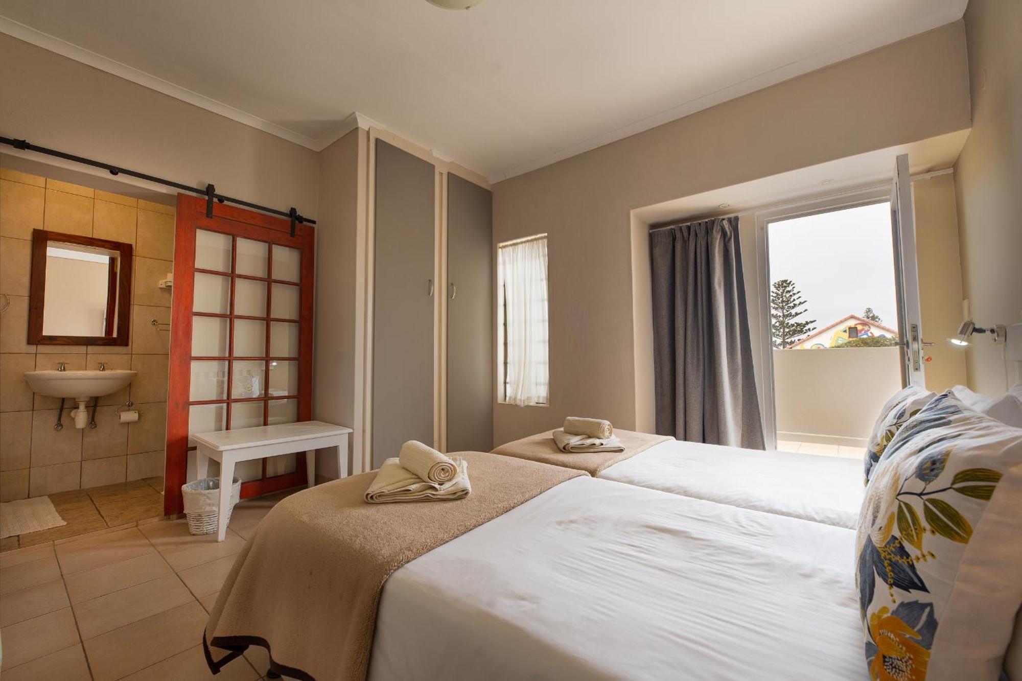 Guesthouse Fischreiher B&B Swakopmund Exterior foto
